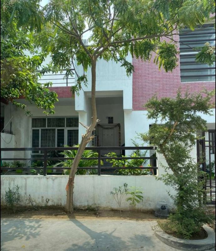 4 BHK + Pooja Room Villa For Sale in Sushant Golf City