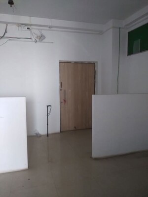 Room in  Office Space at Bharti Astra Towers, New Town – for Rent