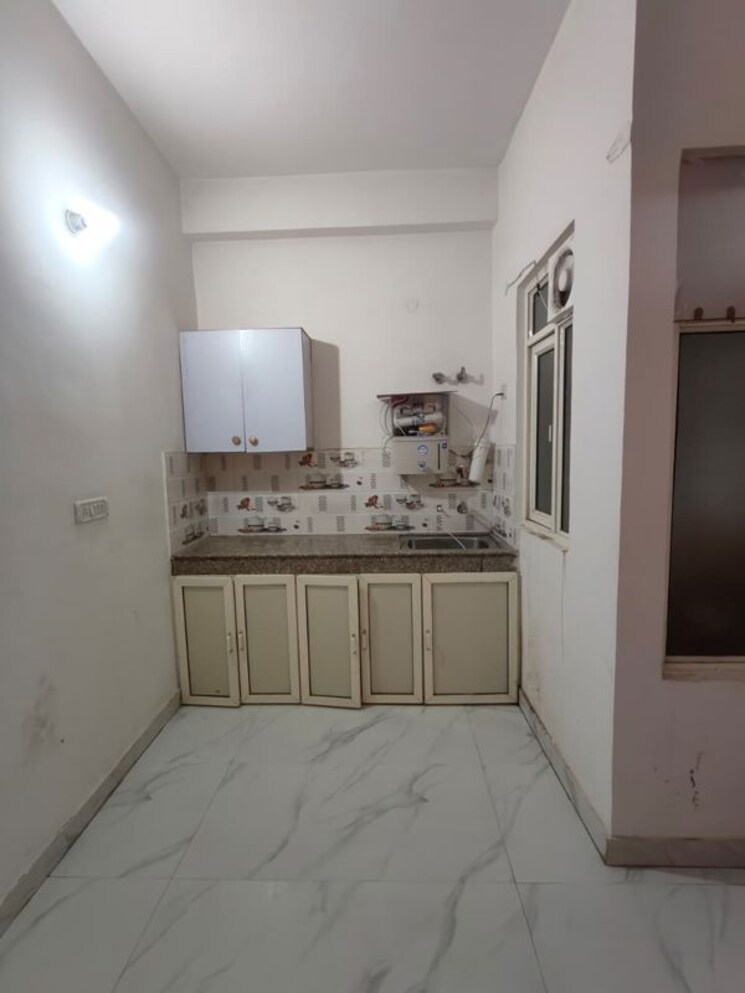 Bathroom, neb sarai 1 Bedroom 600 Sq.Ft. Builder Floor In Neb Sarai Delhi 9919740