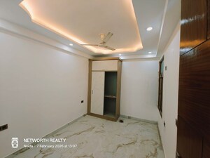 Bedroom in 3 BHK Builder Floor at Sector 73 – for Sale