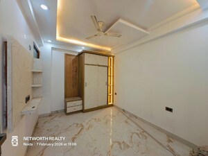 Bedroom in 3 BHK Builder Floor at Sector 73 – for Sale