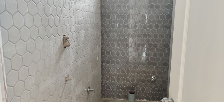 Bathroom, kondapur 3 Bedroom 2000 Sq.Ft. Apartment In Kondapur Hyderabad 9919777