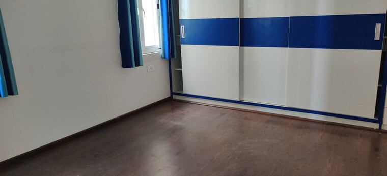 Room, kondapur 3 Bedroom 2000 Sq.Ft. Apartment In Kondapur Hyderabad 9919777