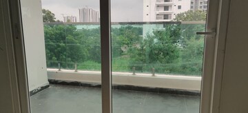 Swimming Pool in 3 BHK Apartment at Kondapur – for Rent