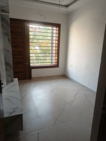 Room in 6+ BHK Independent House at Aerocity – for Sale