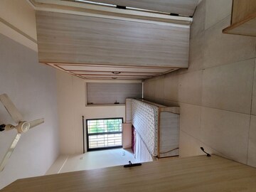 Room in 1 BHK Apartment at Benson Town – for Rent