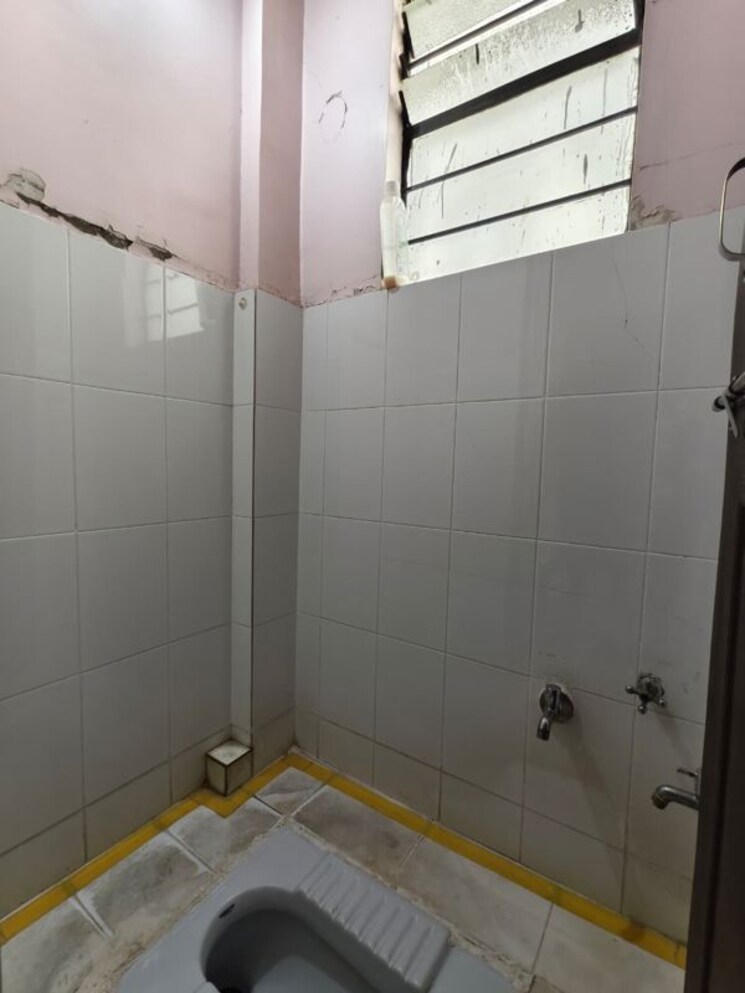 Bathroom, ujwal-paradise 2 Bedroom 675 Sq.Ft. Apartment In Dhayari Pune 9919808