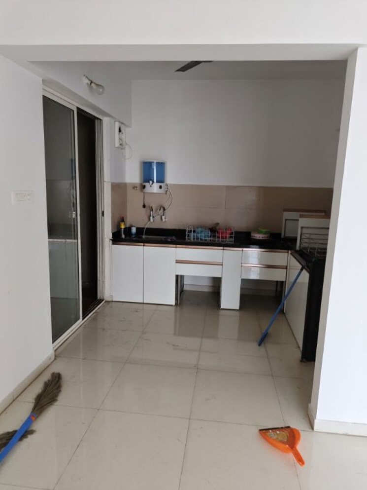 Kitchen, mantra-monarch 2 Bedroom 800 Sq.Ft. Apartment In Balewadi Pune 9919823