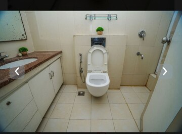 Bathroom in 3.5 BHK Apartment at Spaze Privy, Sector 72 – for Sale
