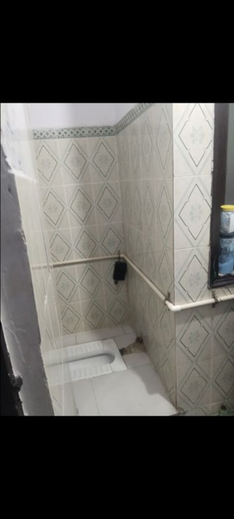 Bathroom, jaitpur 2 Bedroom 60 Sq.Yd. Builder Floor In Jaitpur Delhi 9919836