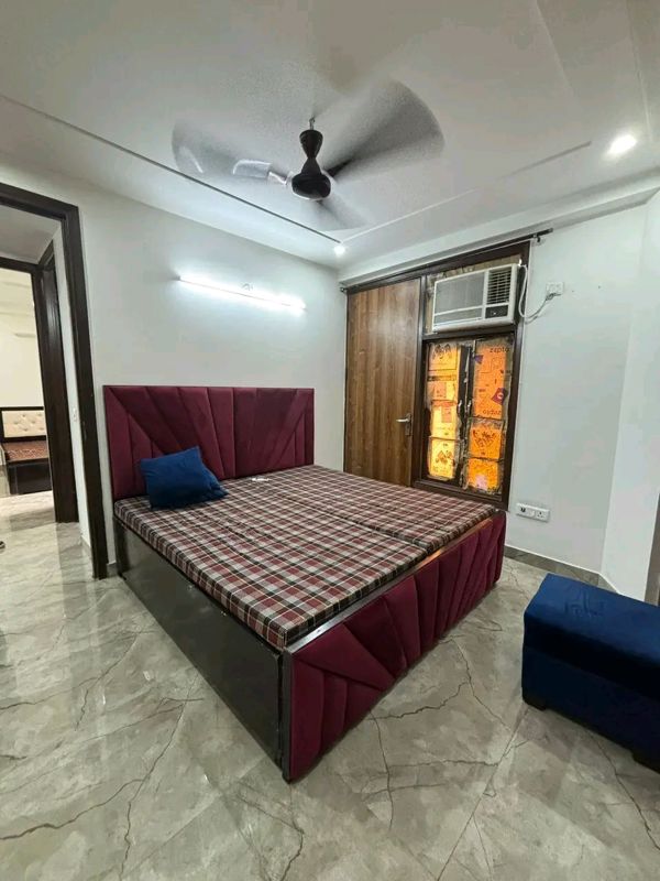 1 BHK + Extra Room Builder Floor For Rent in Risland Sky Mansion