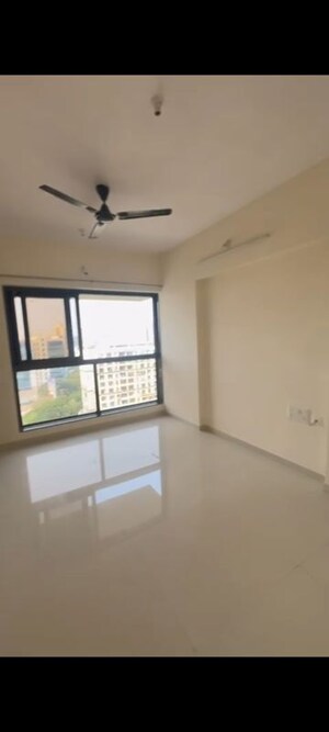 Room in 3 BHK Apartment at Chandak Stella, Goregaon West – for Sale