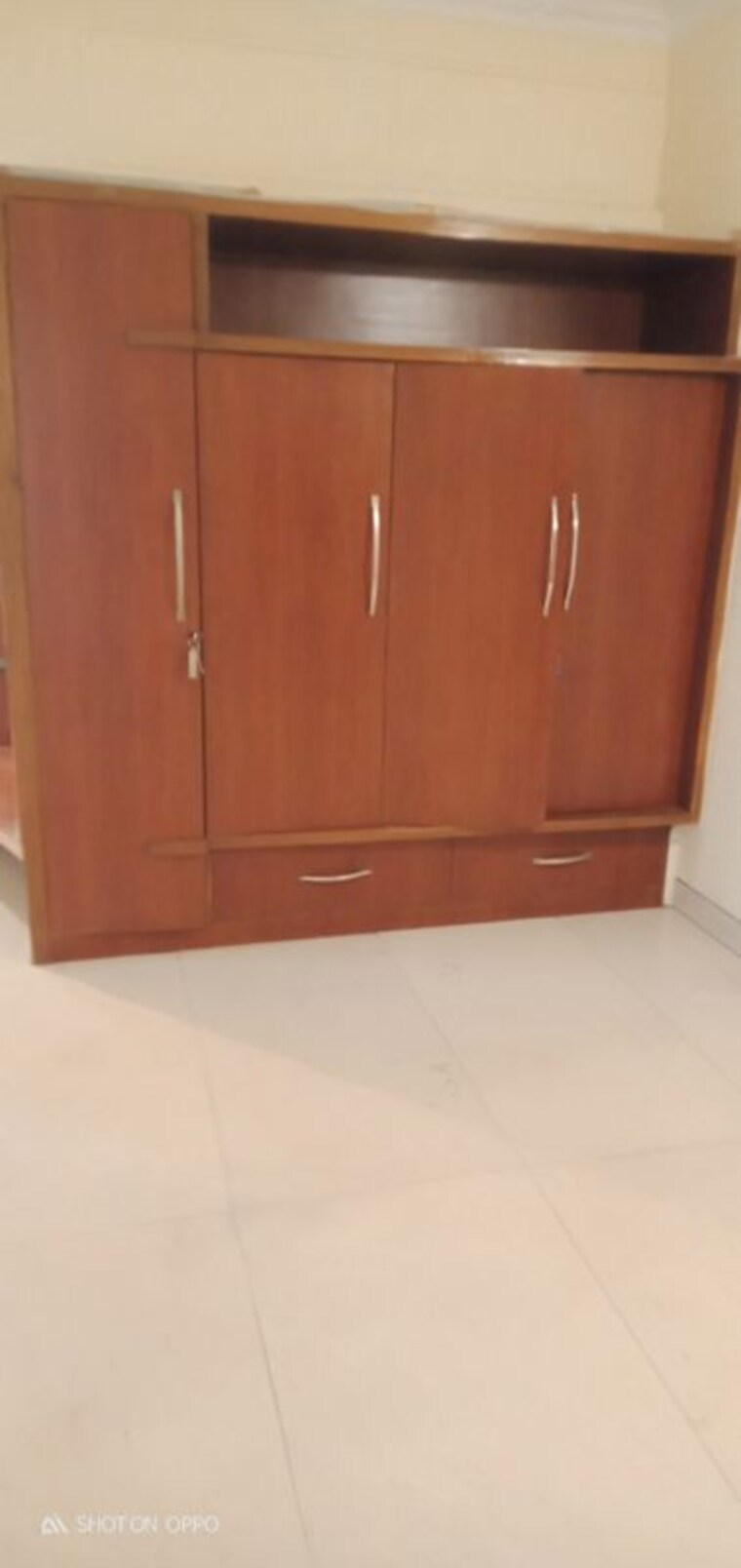 Room, vasant kunj 3.5 Bedroom 2000 Sq.Ft. Apartment In Vasant Kunj Delhi 9919866