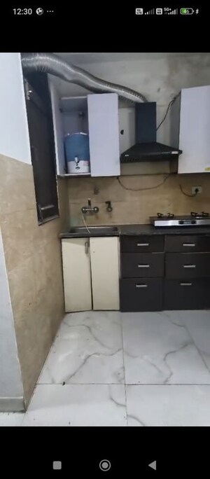 Kitchen in 2 BHK Builder Floor at Niti Khand ii – for Rent