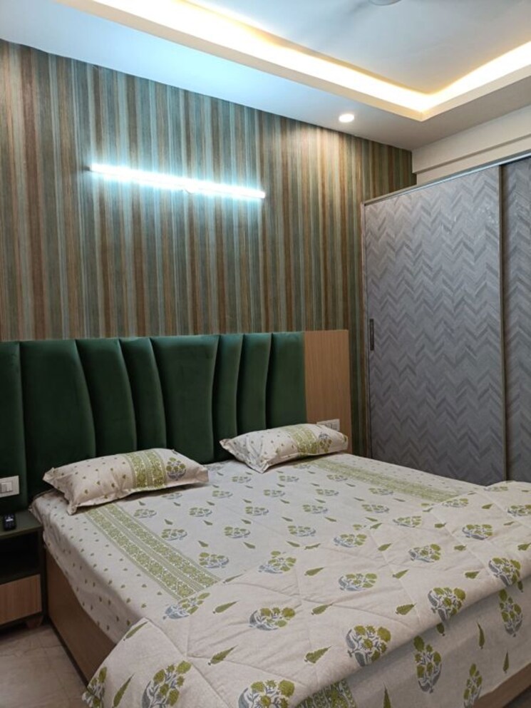 Bedroom, ghazipur 3 Bedroom 1650 Sq.Yd. Apartment In Ghazipur Zirakpur 9919875