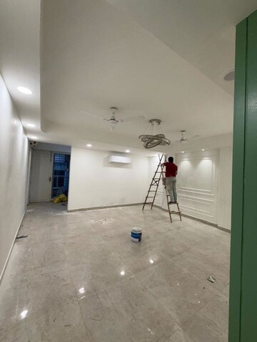 Room in 3 BHK Builder Floor at Kalkaji – for Rent