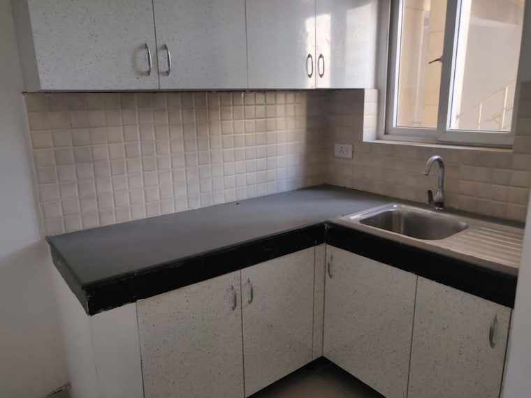 Kitchen, bptp-park-elite-premium 3.5 Bedroom 1128 Sq.Ft. Apartment In Sector 84 Faridabad 9919878