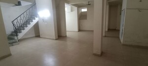Room in 3 BHK Builder Floor at Ansal API Esencia, Sector 67 – for Rent