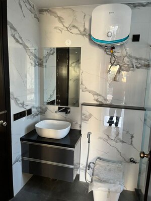 Bathroom in 3 BHK Builder Floor at Unitech South City II, Sector 50 – for Rent