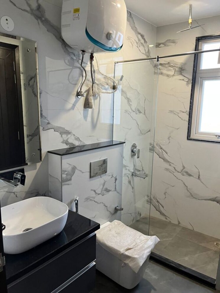 Master Bedroom, unitech-south-city-ii 3 Bedroom 1800 Sq.Ft. Builder Floor In Sector 50 Gurgaon 9919888