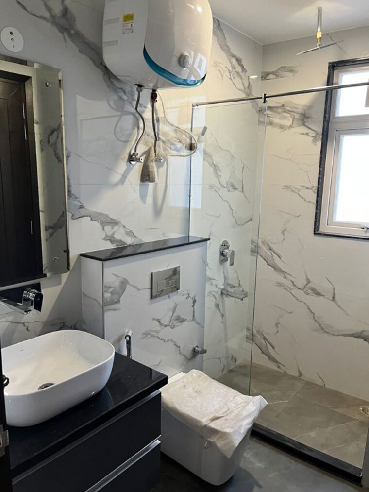 Master Bedroom, unitech-south-city-ii 3 Bedroom 1800 Sq.Ft. Builder Floor In Sector 50 Gurgaon 9919888