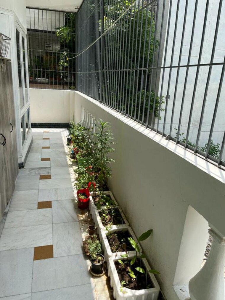 Balcony, unitech-south-city-ii 3 Bedroom 2100 Sq.Ft. Builder Floor In Sector 50 Gurgaon 9919896