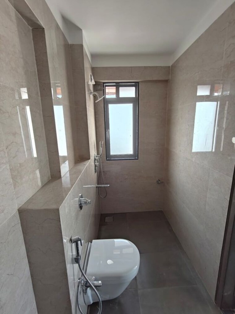 Bathroom, dadar west 2 Bedroom 1000 Sq.Ft. Apartment In Dadar West Mumbai 9919895