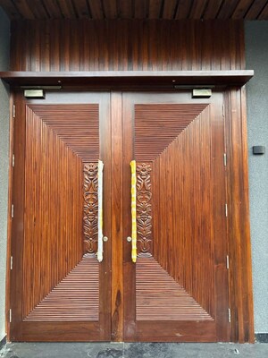 Furnished Amenities in 6 BHK Independent House at Aerocity – for Sale