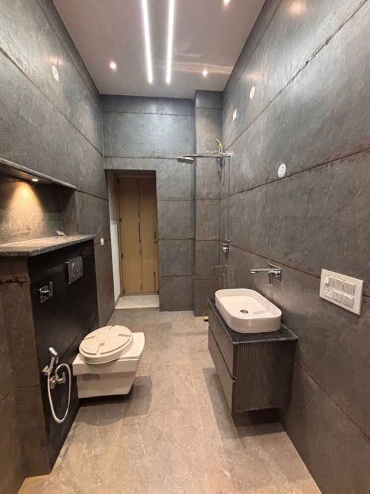Bathroom, aerocity 6 Bedroom 2520 Sq.Ft. Independent House In Aerocity Mohali 9919907