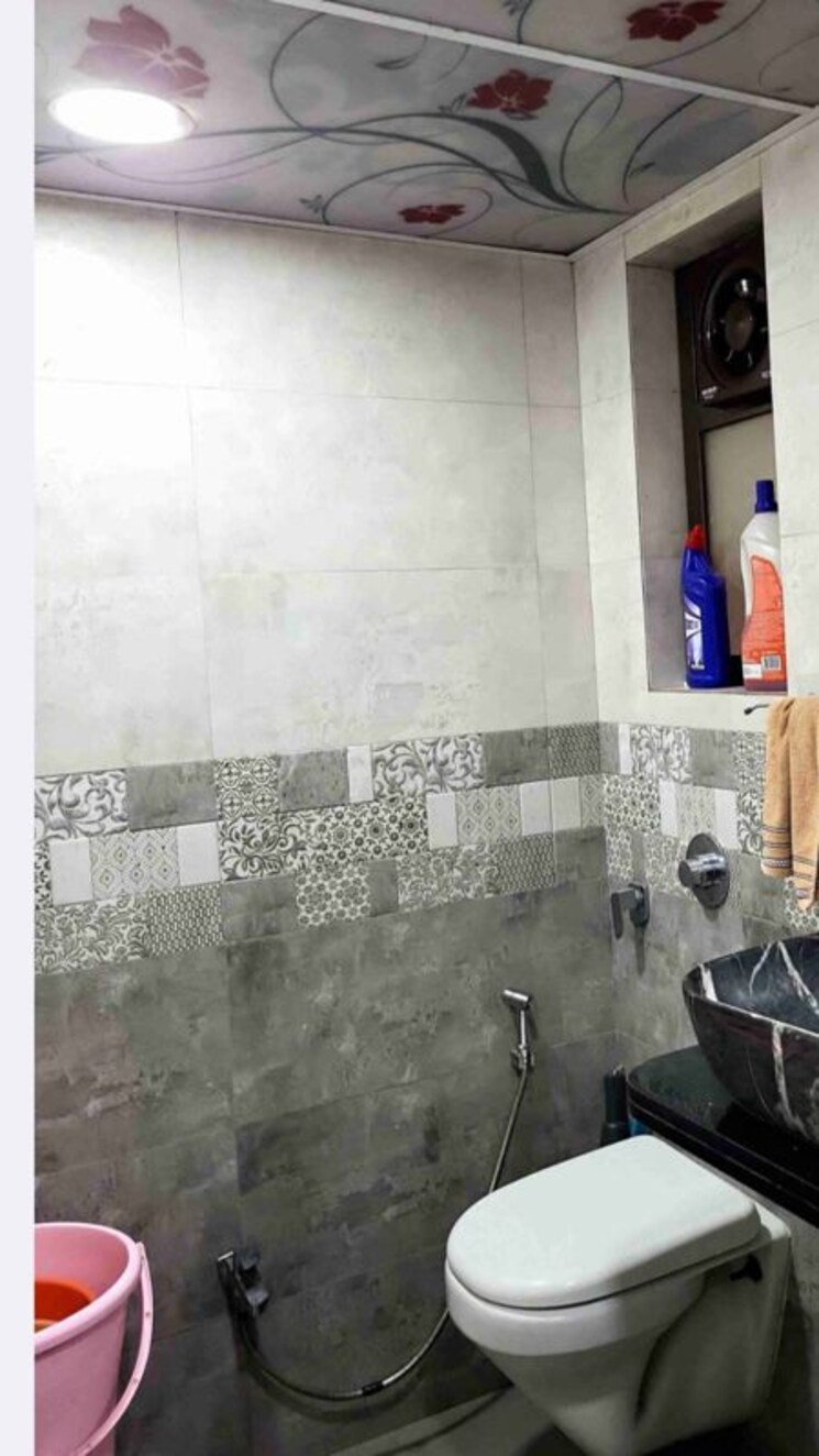 Bathroom, jasmine-tower 3 Bedroom 1500 Sq.Ft. Apartment In Vasant Vihar Thane 9919909