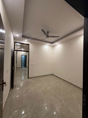 Room in 1 BHK Builder Floor at Kalkaji – for Rent