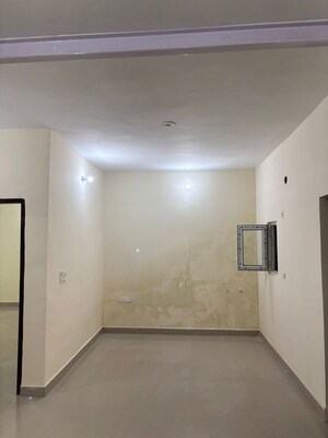 Room in 2 BHK Independent House at Sector 2 Greater Noida – for Rent