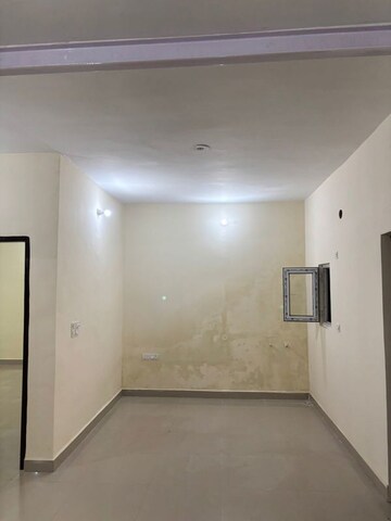 Room in 2 BHK Independent House at Sector 2 Greater Noida – for Rent