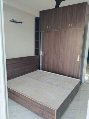 Room in 3 BHK Builder Floor at AEZ Aloha, Sector 57 – for Rent