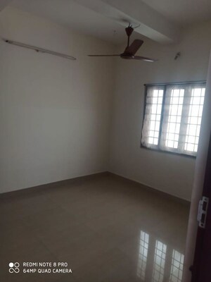 Room in 2 BHK Builder Floor at Thoraipakkam – for Sale