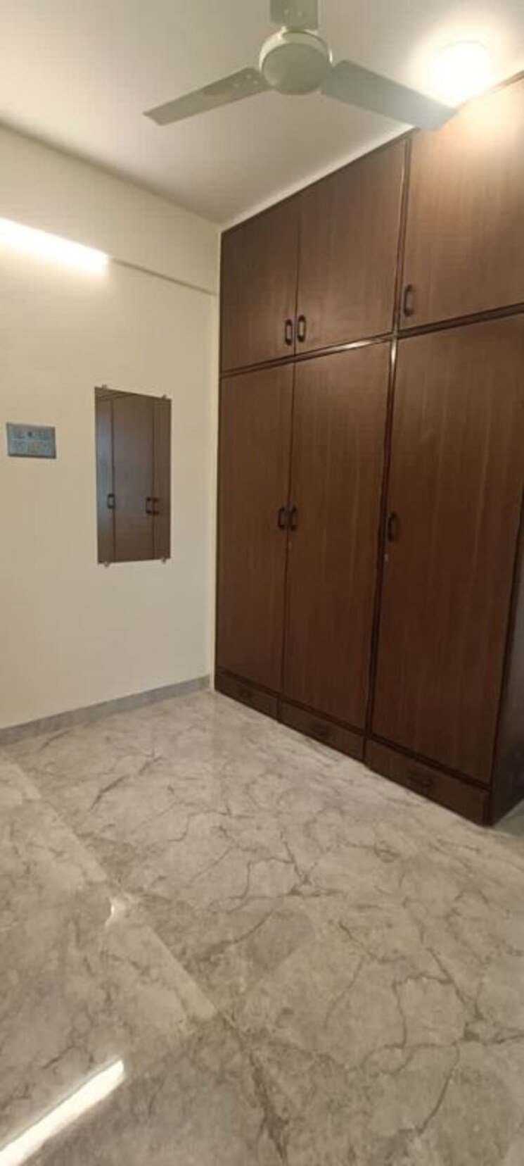 Room, colaba 1 Bedroom 620 Sq.Ft. Apartment In Colaba Mumbai 9919940