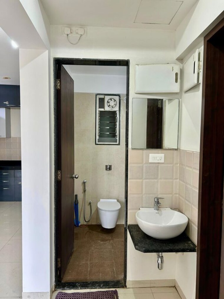 Bathroom, wakad 2 Bedroom 900 Sq.Ft. Apartment In Wakad Pune 9919953