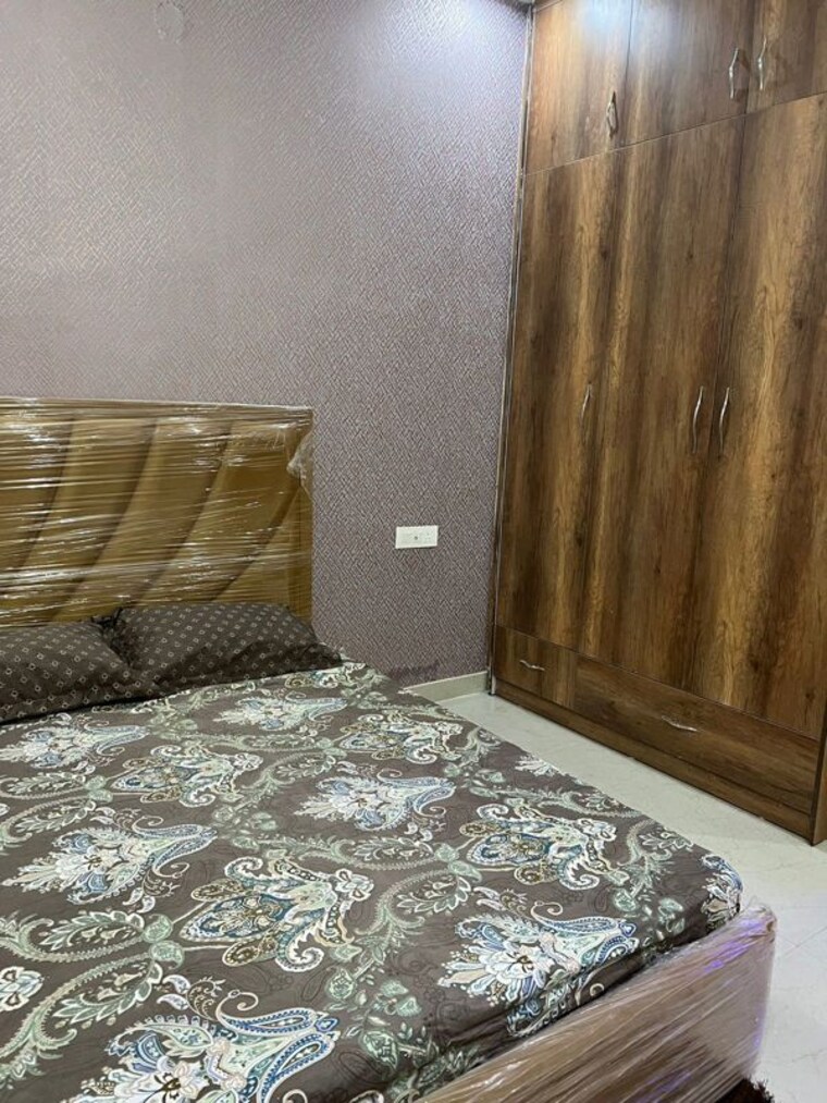Bedroom, kharar 3 Bedroom 125 Sq.Yd. Apartment In Kharar Mohali 9919960