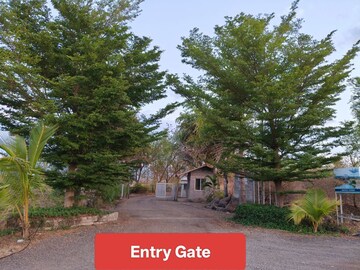  Plot – Garden View at By The Lake, Shirwal - for Sale