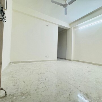Room in 1 BHK Apartment at Chattarpur – for Rent