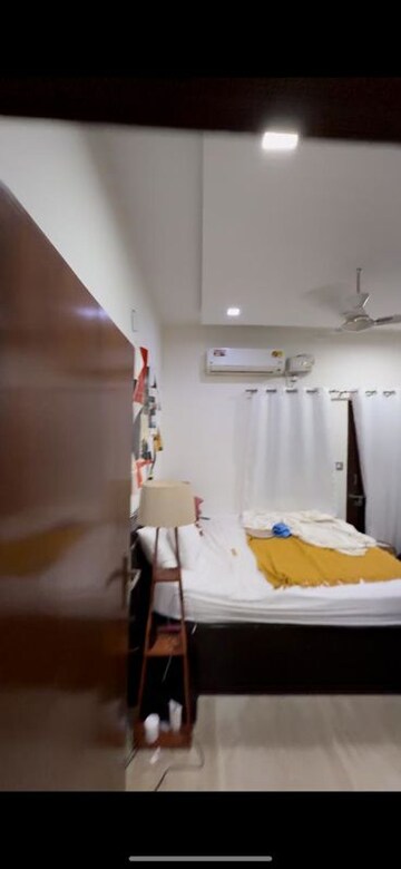 Bedroom in 2 BHK Builder Floor at Kalkaji – for Rent