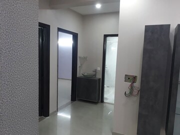 Room in 3 BHK Apartment at Omaxe New Heights, Sector 78 – for Sale
