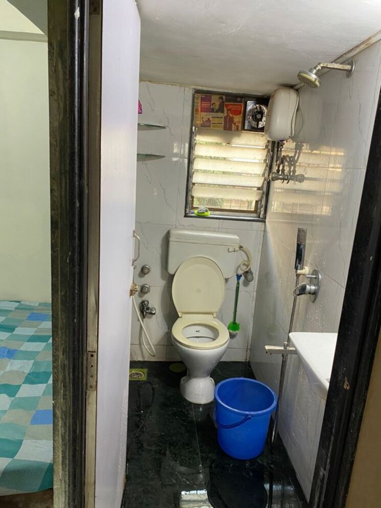 Bathroom, poonam-jewel 2 Bedroom 900 Sq.Ft. Apartment In Poonam Nagar Mumbai 9919987