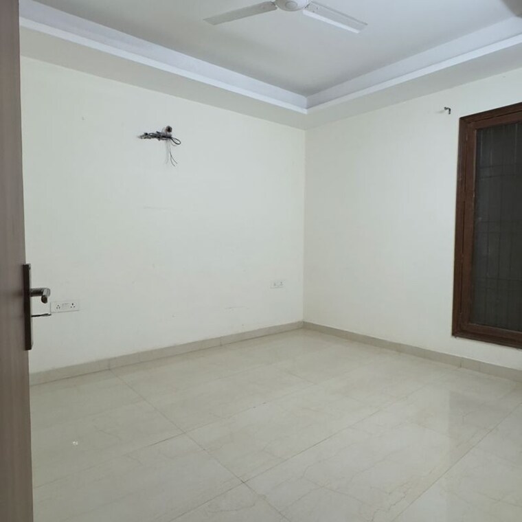 Room, chattarpur 3 Bedroom 1250 Sq.Ft. Builder Floor In Chattarpur Delhi 9919989