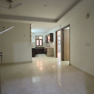 Room in 3 BHK Builder Floor at Chattarpur – for Rent