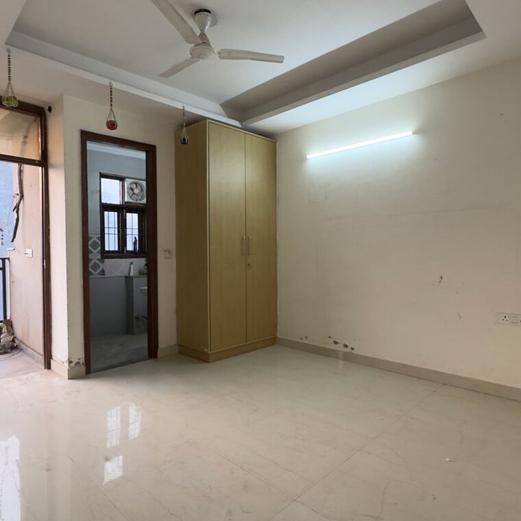 Room, chattarpur 3 Bedroom 1250 Sq.Ft. Builder Floor In Chattarpur Delhi 9919989