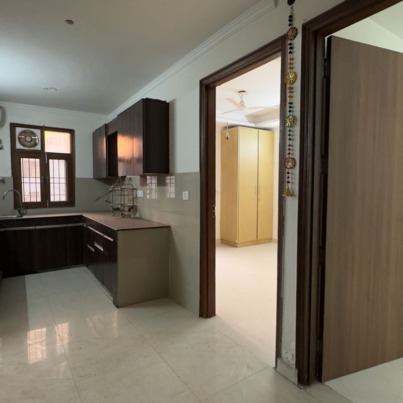 3 BHK + Servant Room Builder Floor For Rent in Chattarpur