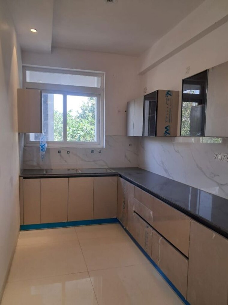 Kitchen, maya-green-lotus-utsav 4 Bedroom 3130 Sq.Ft. Apartment In International Airport Road Zirakpur 9920004