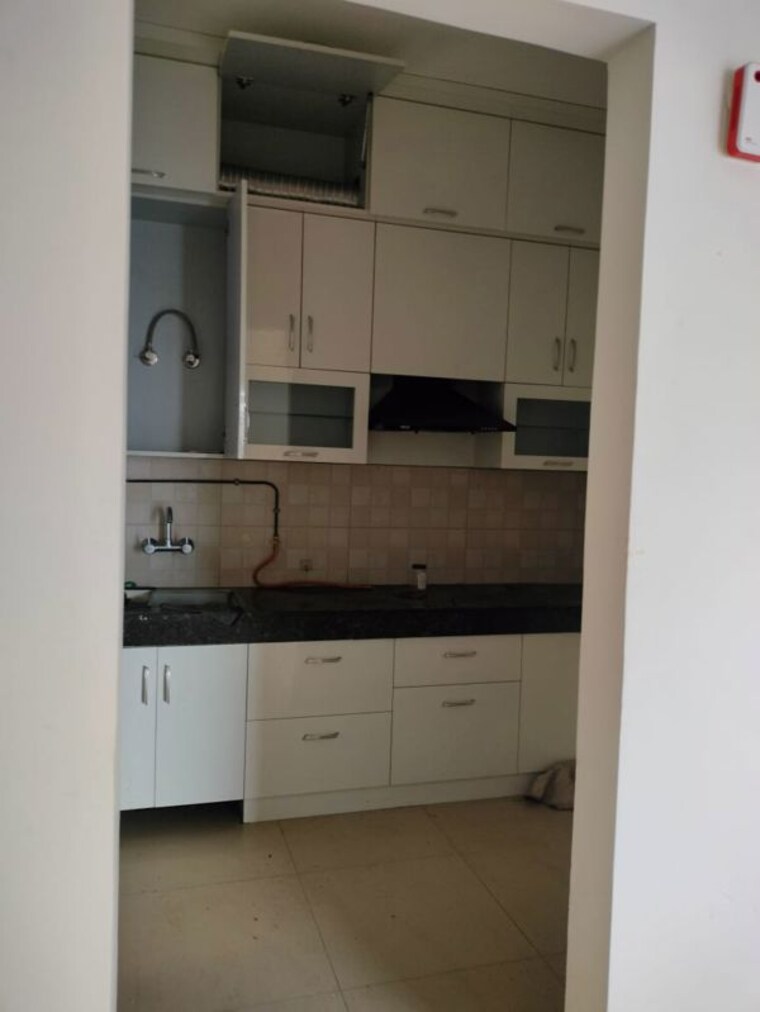 Kitchen, express-zenith 3 Bedroom 1795 Sq.Ft. Apartment In Sector 77 Noida 9468904