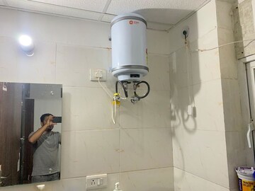 Bathroom in 3.5 BHK Apartment at BPTP Park Elite Premium, Sector 84 – for Rent